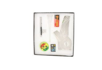 Super Heroes Set: Glasbong H.17,5cm Hemp, Grinder 2 pieces Ø4cm, Glas pipe 9,5cm + Sieve